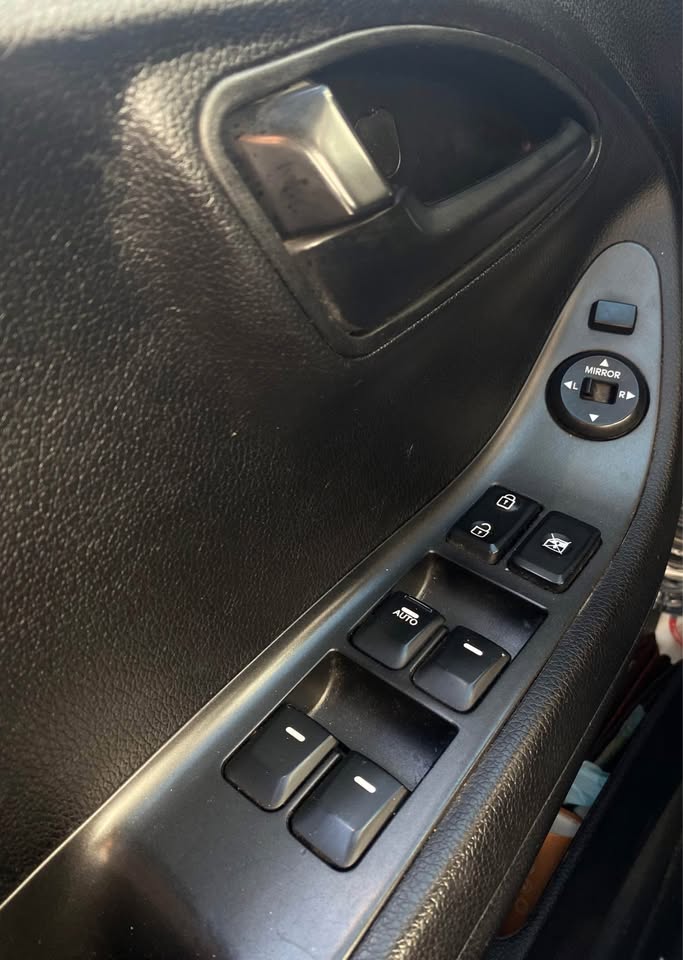 kia-picanto-avec-double-airbags-et-vitres-electriques