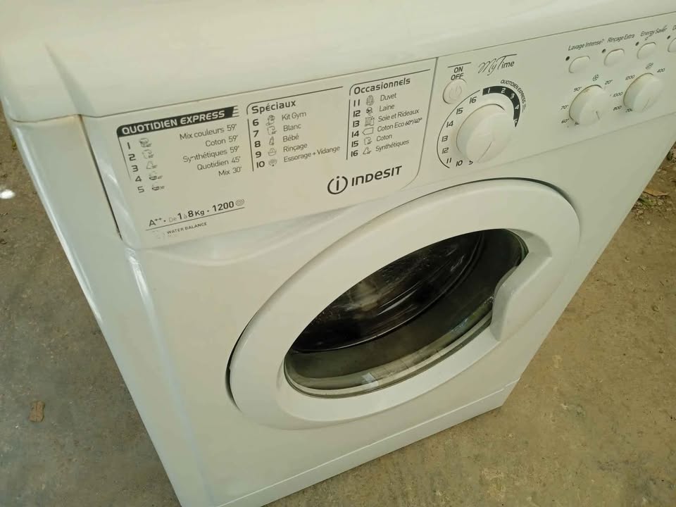 lave-linge-indesit-1200-tours-tunisie