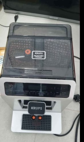 machine-cafe-grain-krups-avec-ecran-tactile