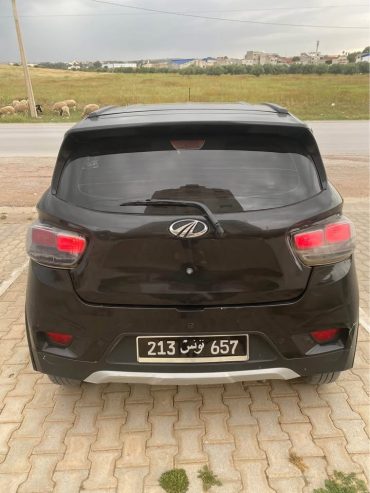 mahindra-kuv100-k8-vue-arriere-tunisie