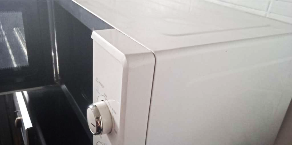 midea-four-micro-ondes-excellent-etat-soukra