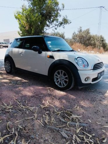 mini-one-tunisie-voiture-compacte-chic