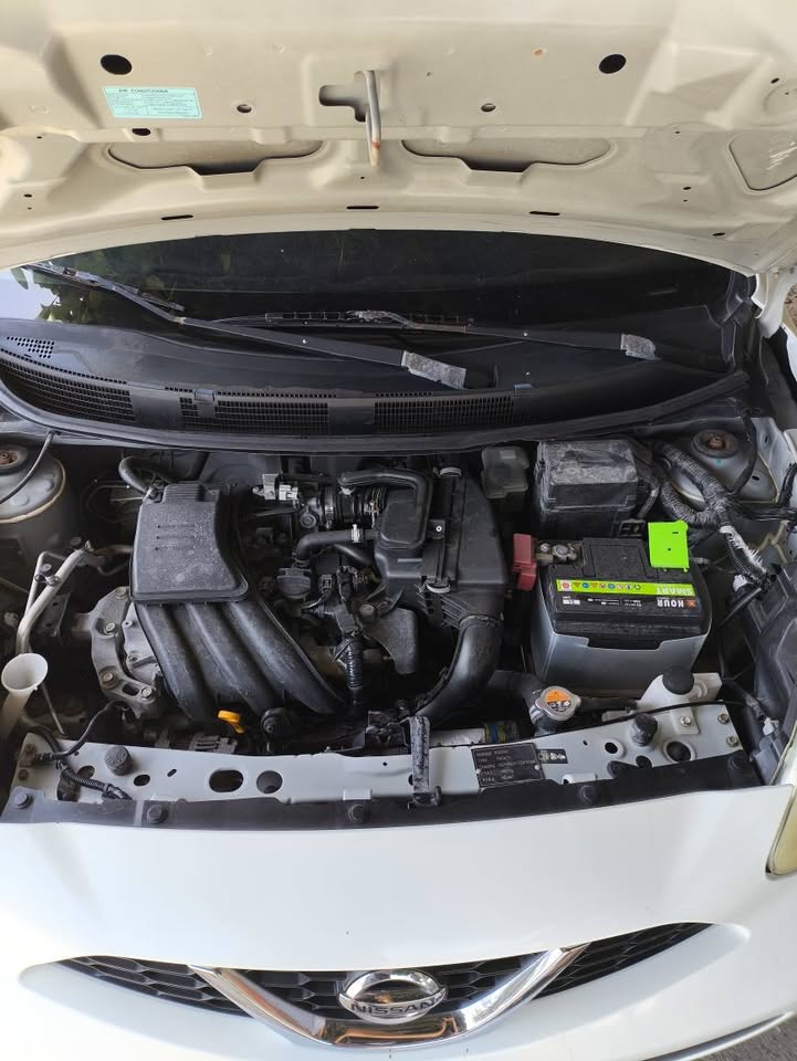 moteur-nissan-micra-1-2l-essence-3cylindres-propre