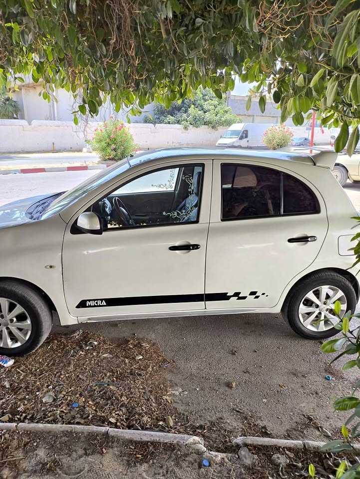 nissan-micra-2012-blanche-avant-a-vendre-monastir