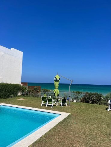 piscine-vue-mer-location-saisonniere-salakta