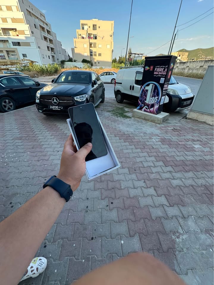 redmi-note13-smartphone-noir-bon-etat