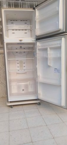 refrigerateur-double-porte-roulettes-el-mourouj