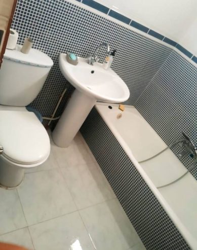 salle-bain-moderne-villa-djerba