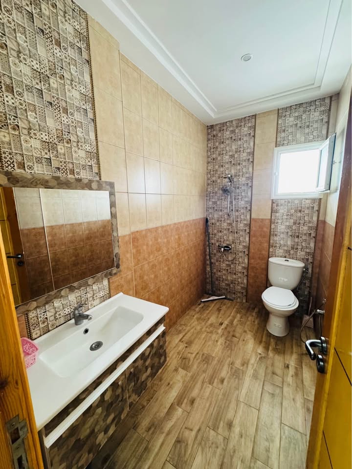 salle-de-bain-moderne-location-djerba