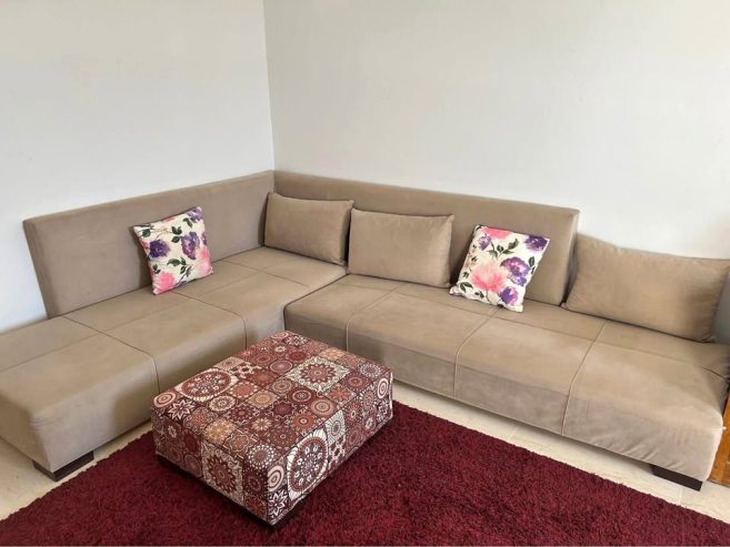 salon-coin-beige-pouf-occasion-la-soukra-tunisie