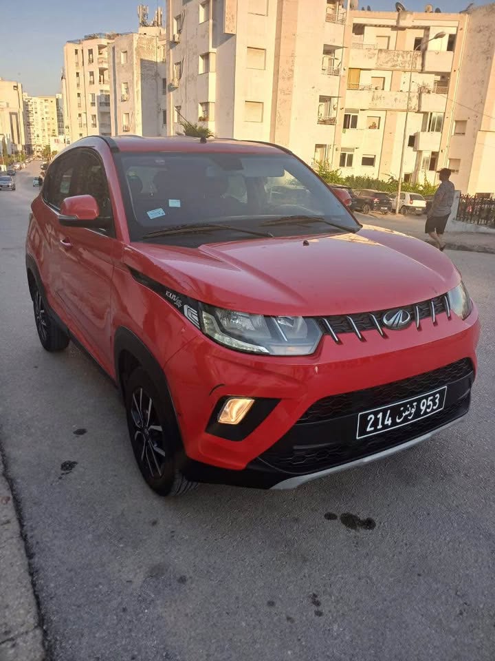 suv-essence-5cv-kuv100-k8-cite-ennassr