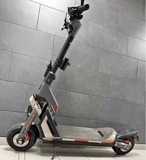 trottinette-ninebot-gt2p-occasion-bardo