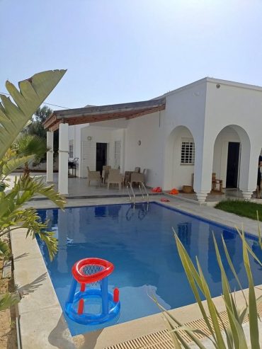 villa-hammamet-piscine-location-vacances