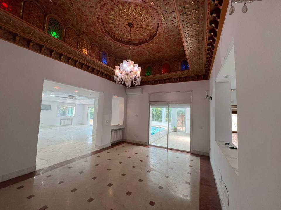 villa-s4-tunisie-piscine-couverte