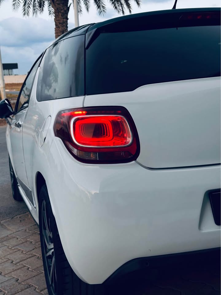 voiture-ds3-tunisie-occasion-xenon-led-touchscreen