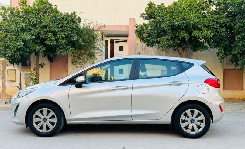 voiture-ford-fiesta-36000dt-tunisie