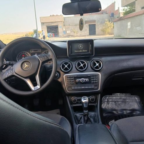 voiture-premium-mercedes-a180-echange-tunis