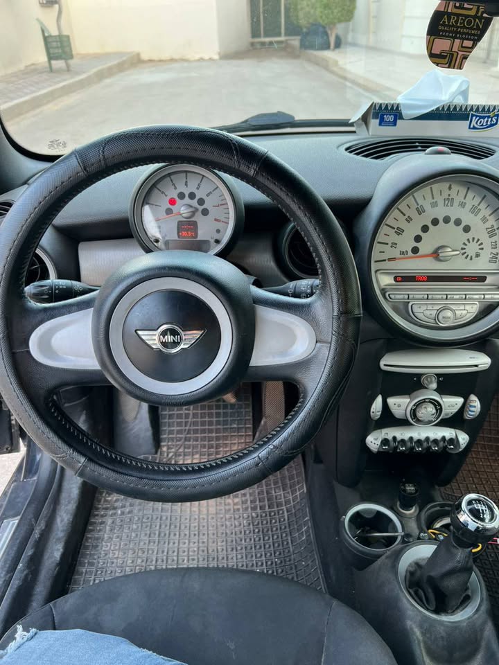 volant-mini-one-tableau-bord