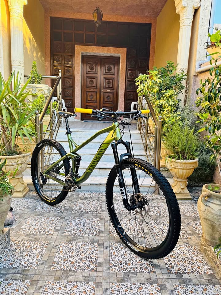 vtt-canyon-29pouces-fox34-tunisie