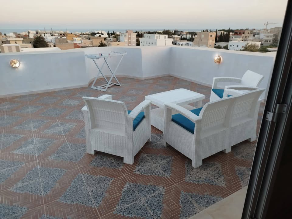 vue-mer-terrasse-appartement-mrezga-location-vacances