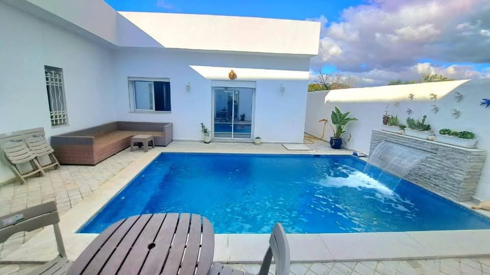 vue-piscine-villa-hammamet-location-vacances