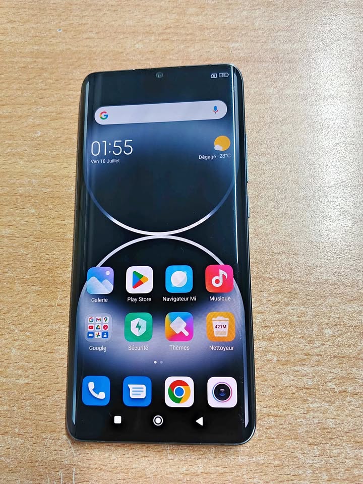 xiaomi-mi10-tunisie-ecran-amoled