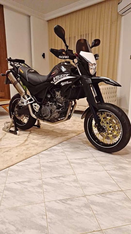 yamaha-xtx-660-akrapovic-a-vendre-bizerte