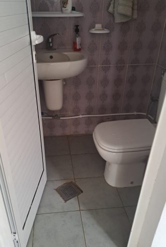 1000044685