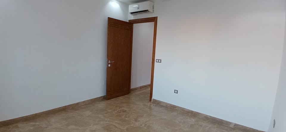 appartement-s1-marbre-clim-chauffage