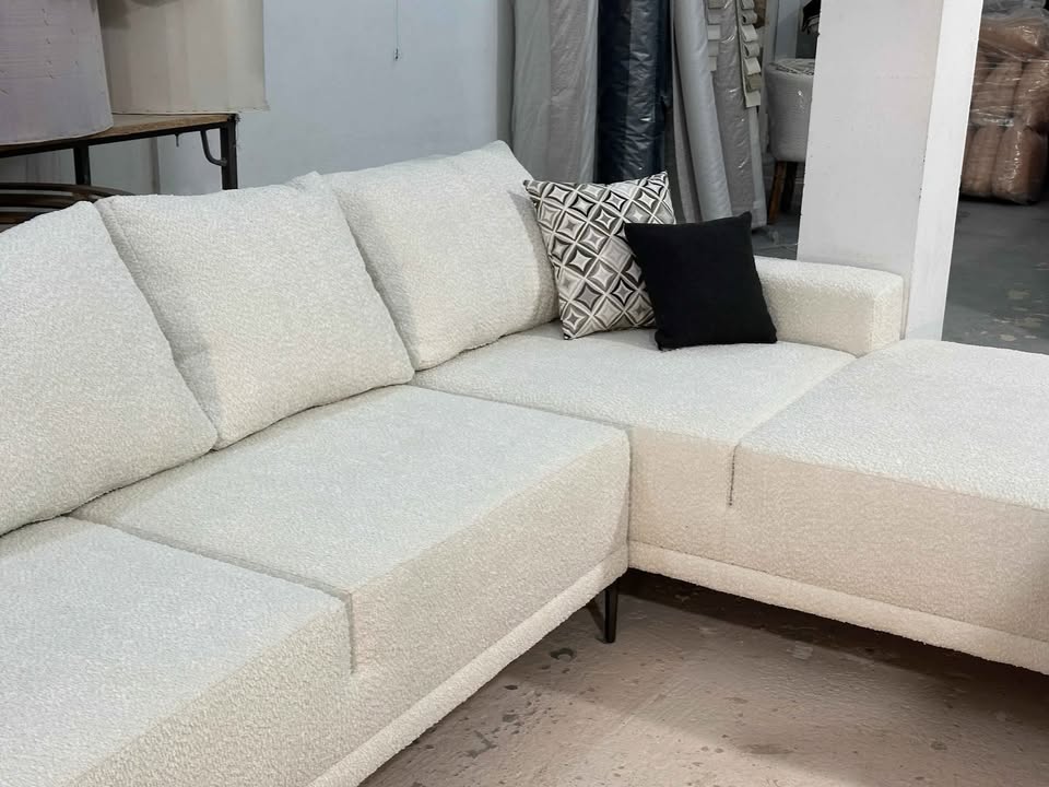 canape-dangle-design-minimaliste-soukra