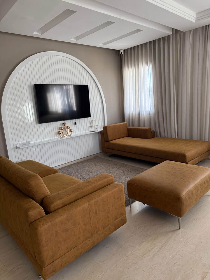 canape-design-camel-salon-moderne