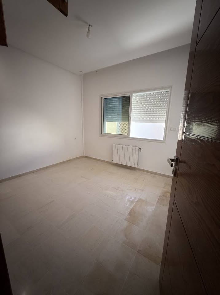 chambre-etage-villa-ghazela