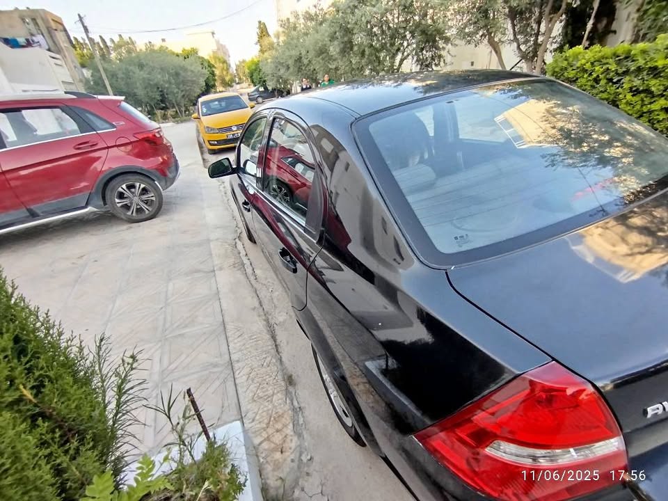 chevrolet-aveo-2017-noire-essence-mannouba