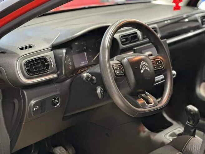 citroen-c3-2017-interieur-volant-multifonction-1