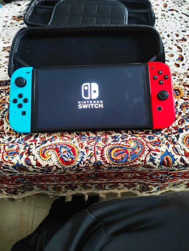 console-nintendo-switch-oled-fifa23-remnant