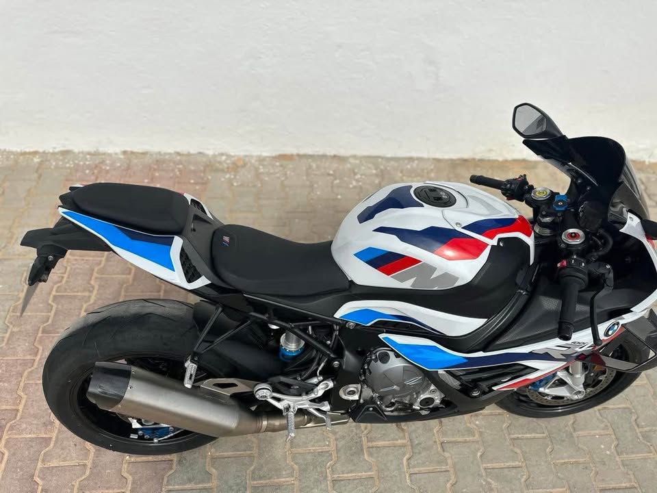 echappement-akrapovic-m1000rr-bmw