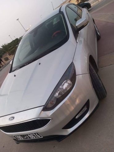 ford-focus-2017-berline-tunisie