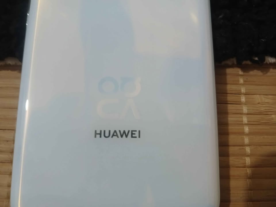 huawei-nova-9-se-ecran-full-hd