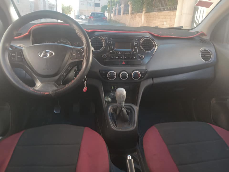 hyundai-i10-occasion-tres-bon-etat-gabes