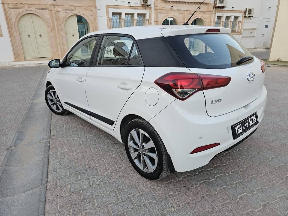 i20-2017-proprietaire-unique-hyundai