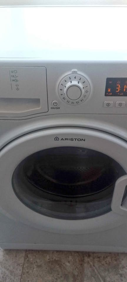 machine-a-laver-ariston-7kg-manouba