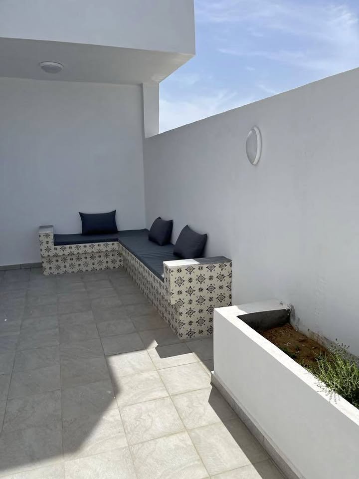 maison-s2-pieds-dans-leau-el-haouaria