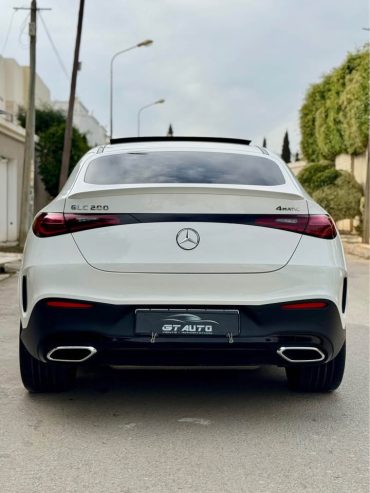 mercedes-glc200-4matic-vue-arriere