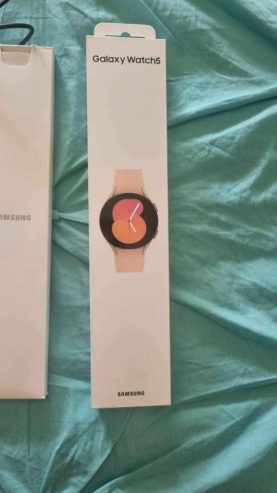 montre-connectee-samsung-watch5
