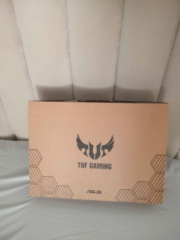 ordinateur-gamer-asus-tuf-clavier-rgb