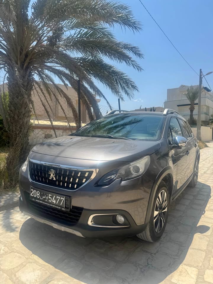 peugeot-2008-2019-essence-toutes-options-sousse