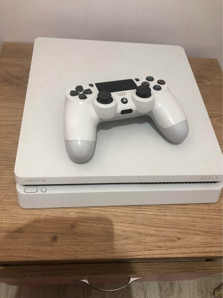 ps4-blanche-avec-manette-tunisie