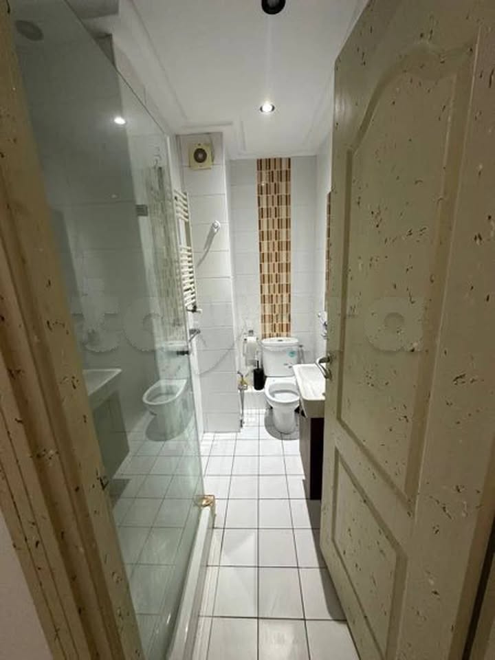 salle-bain-appartement-el-aouina