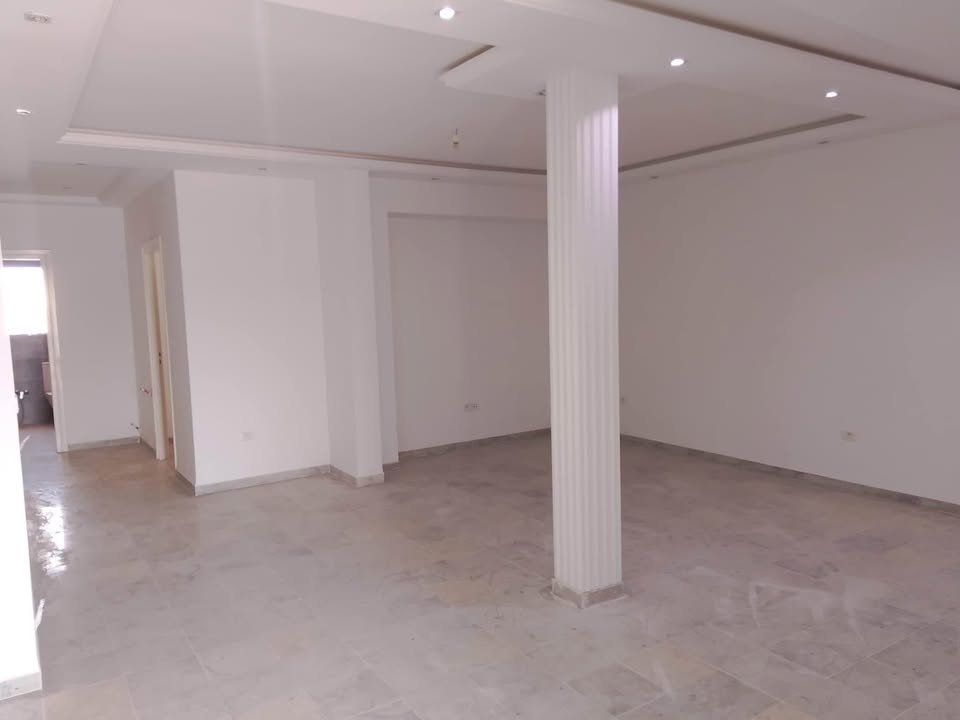 salon-lumineux-appartement-neuf-carthage