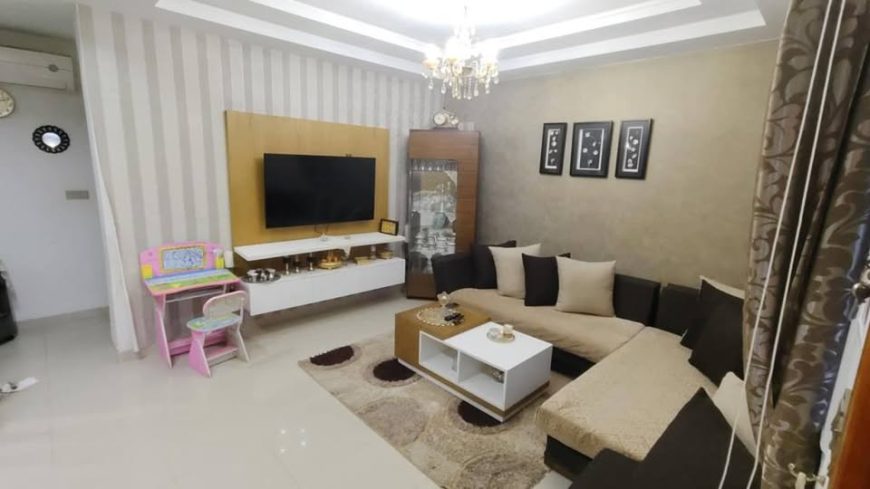 salon-lumineux-villa-s3-borj-louzir